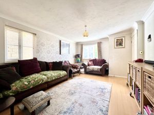 Living Room- click for photo gallery